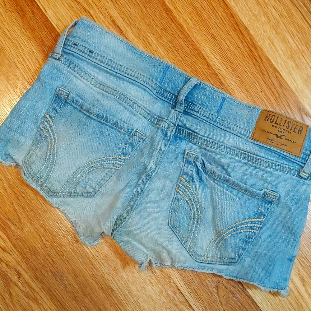 Hollister shorts